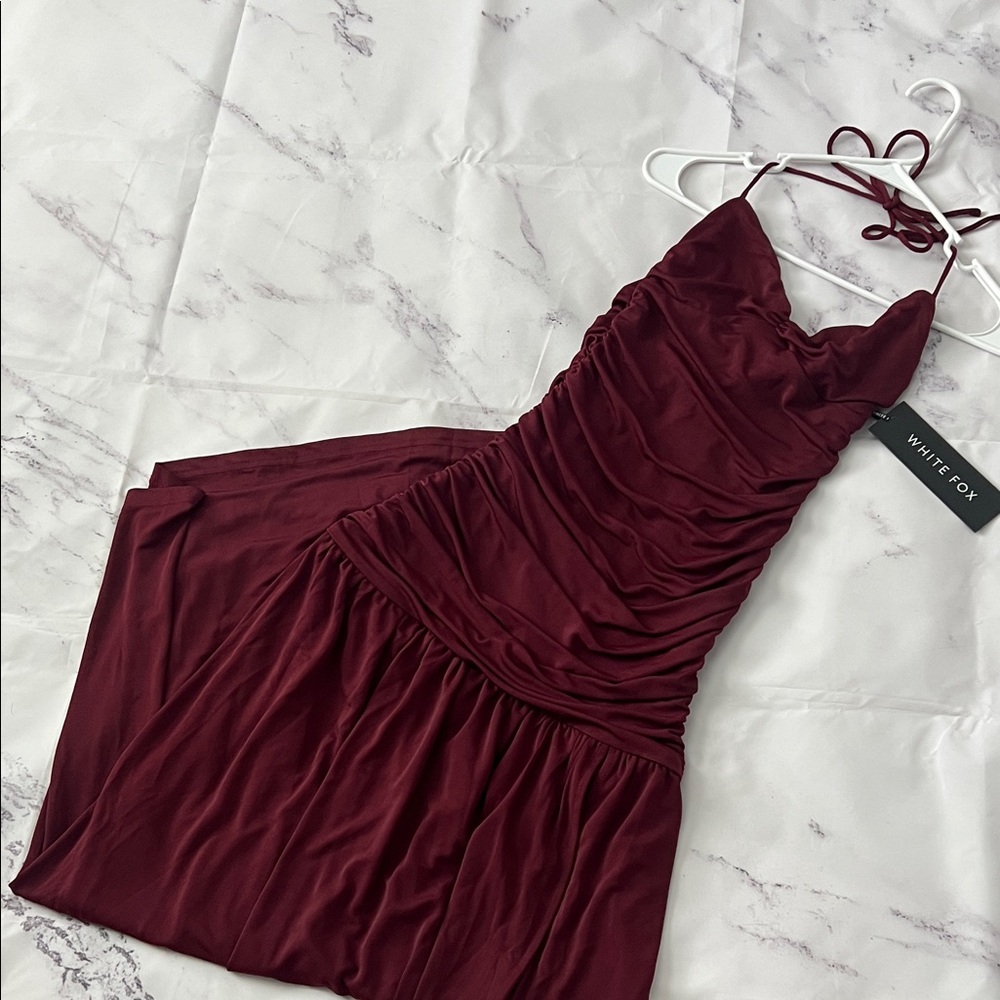 NWT White Fox Boutique Sweet Skies Burgundy Halter Maxi Dress -M but fits like S - Picture 4 of 13